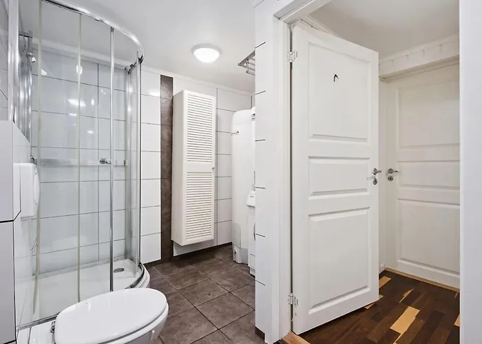 Enebolig Med 5 Soverom Lägenhet Lii